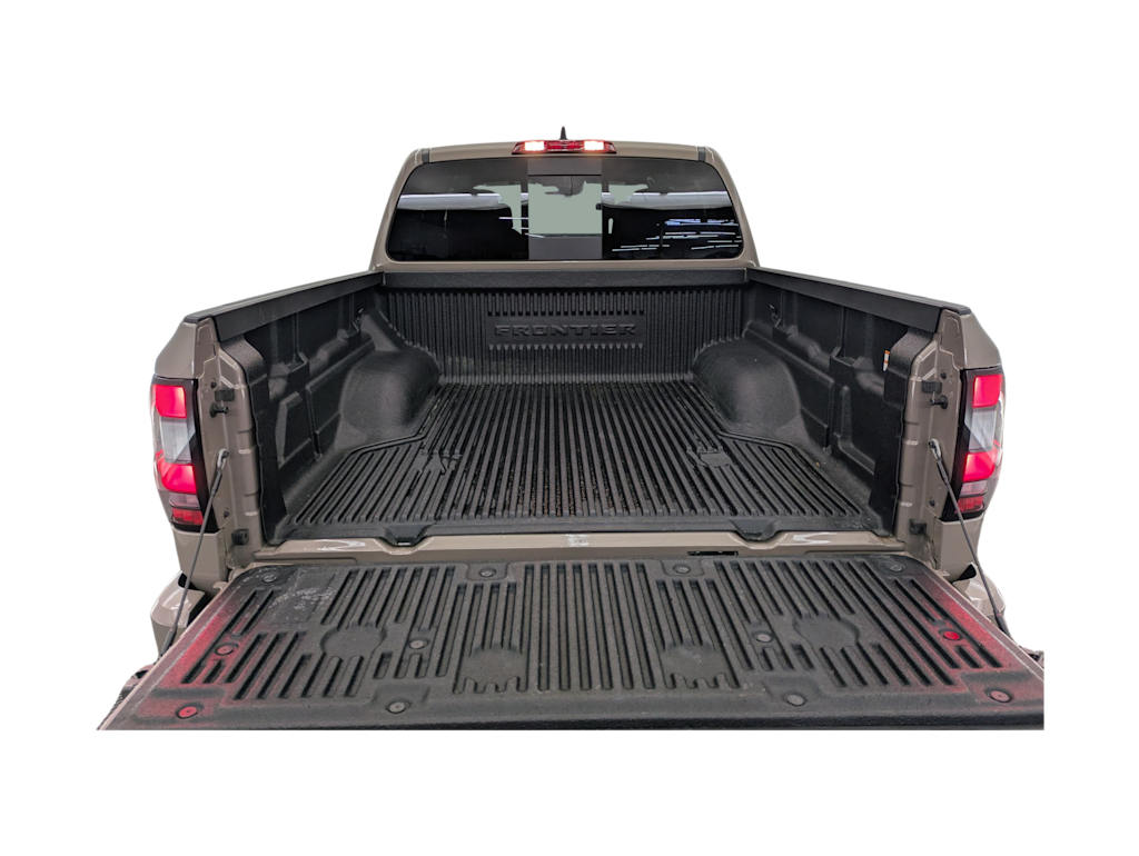 2024 Nissan Frontier PRO-4X 18