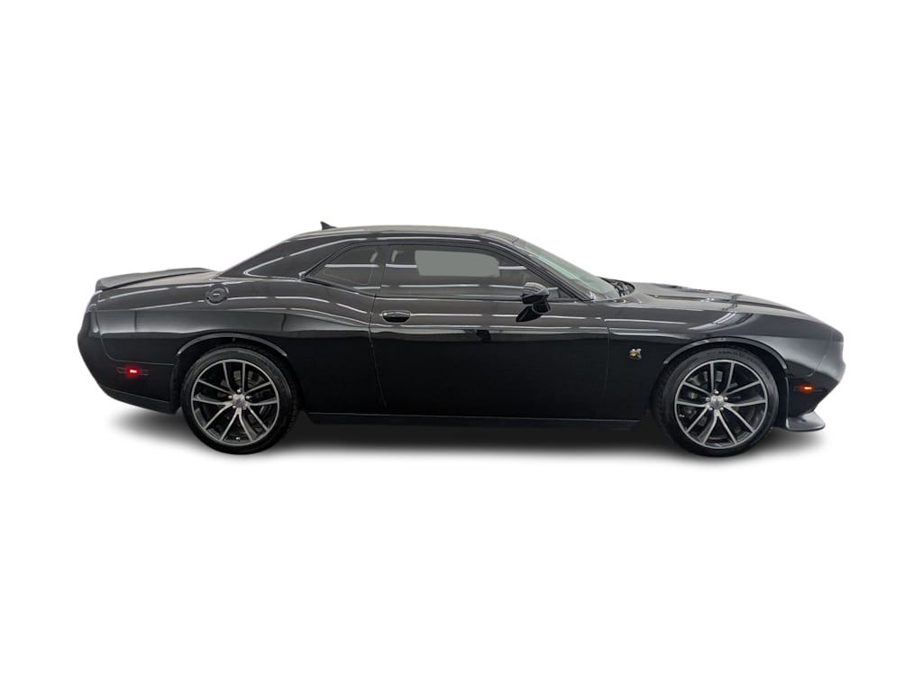 Thumbnail: 2017 Dodge Challenger - 21