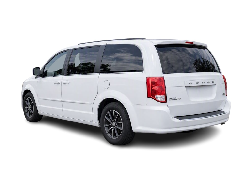 Thumbnail: 2017 Dodge Grand Caravan - 2