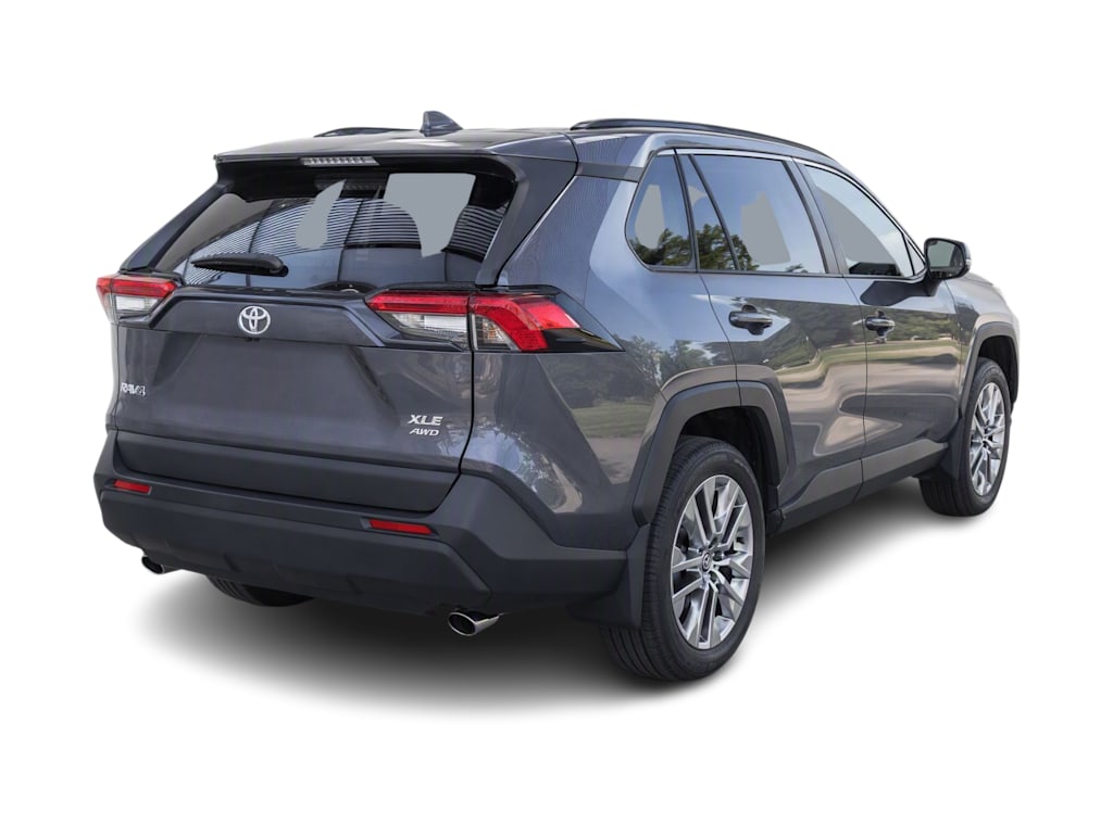 Thumbnail: 2019 Toyota RAV4 - 6