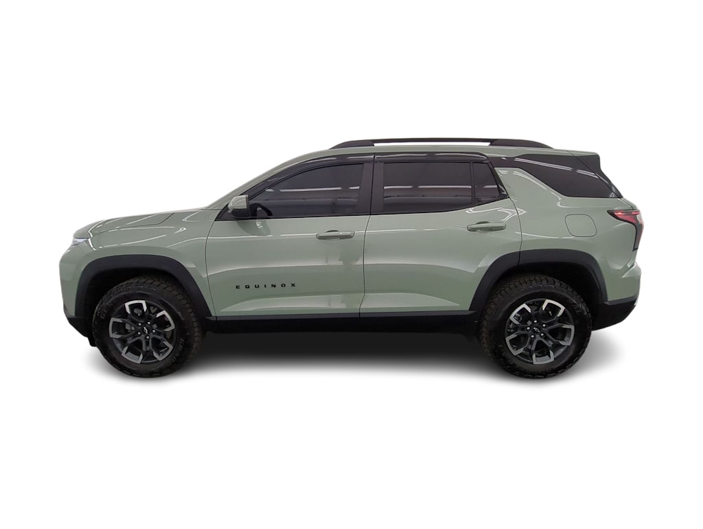 Thumbnail: 2026 Chevrolet Equinox - 3