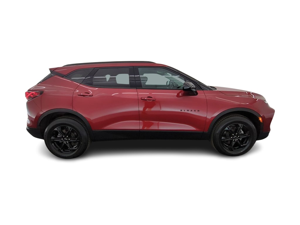 Thumbnail: 2023 Chevrolet Blazer - 22
