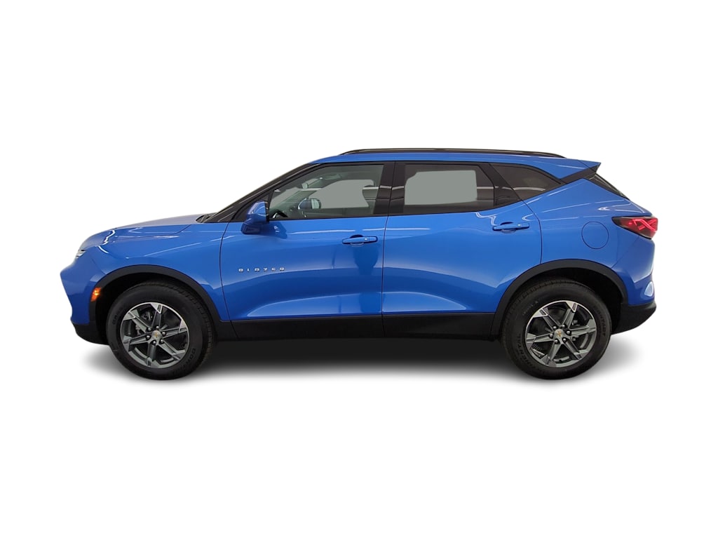 Thumbnail: 2026 Chevrolet Blazer - 3