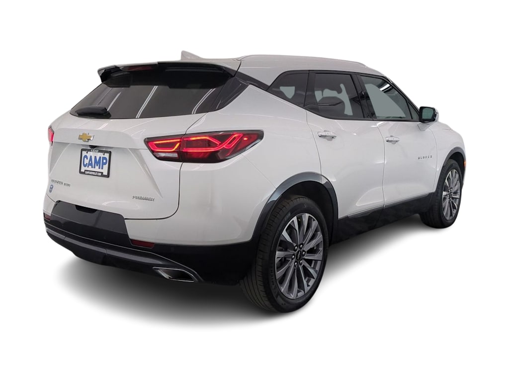 Thumbnail: 2023 Chevrolet Blazer - 21
