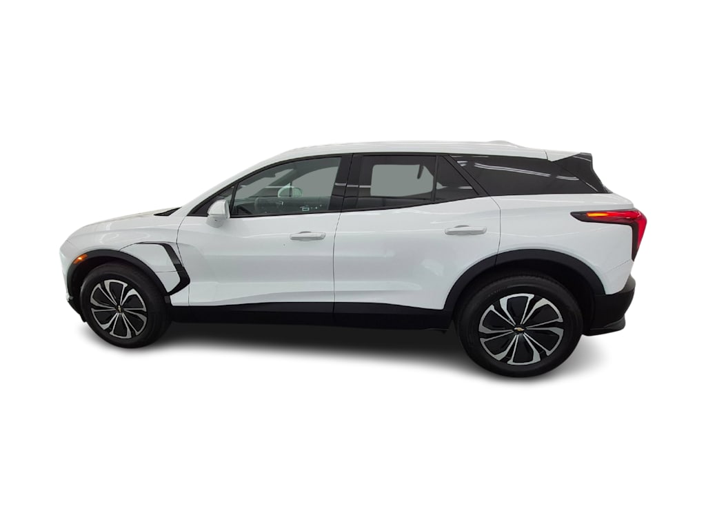 Thumbnail: 2024 Chevrolet Blazer EV - 3