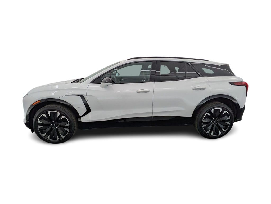 Thumbnail: 2024 Chevrolet Blazer EV - 3
