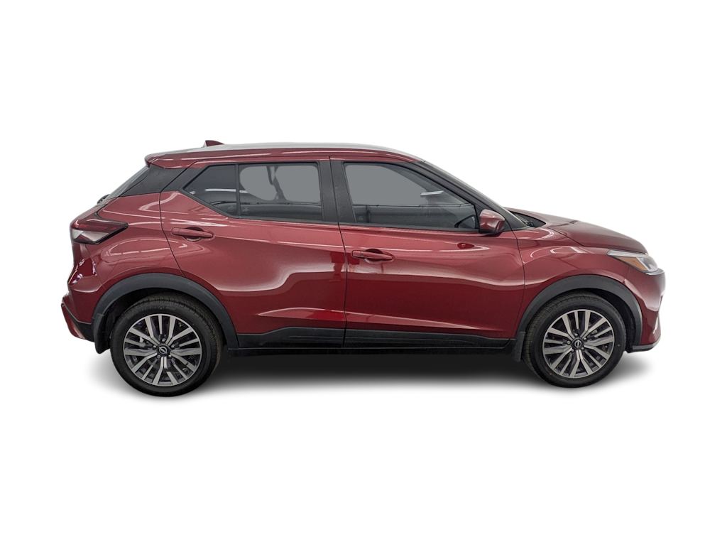 Thumbnail: 2023 Nissan Kicks - 22