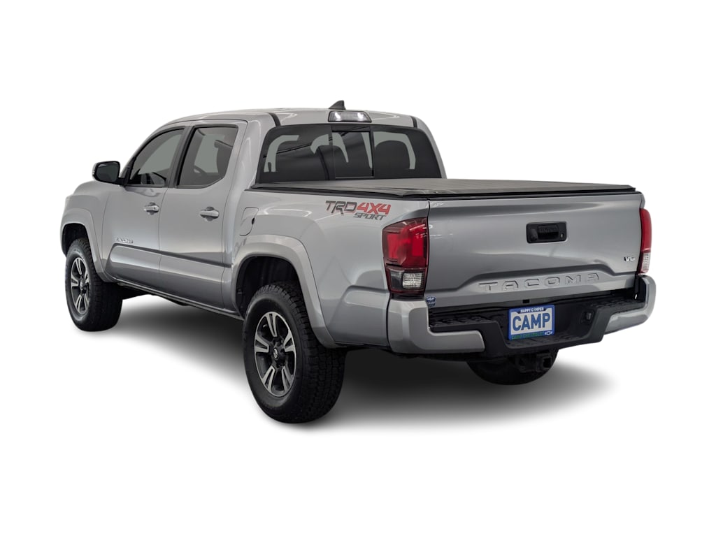 Thumbnail: 2019 Toyota Tacoma - 4