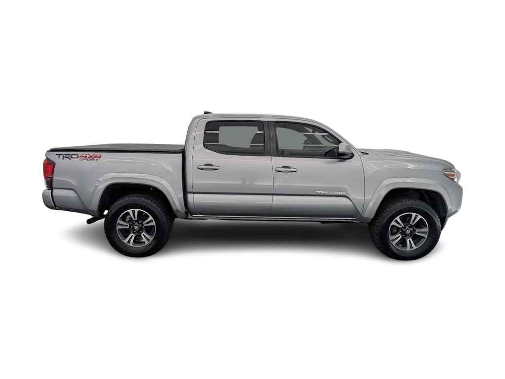 Thumbnail: 2019 Toyota Tacoma - 22