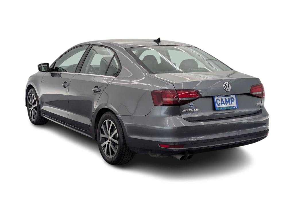 Thumbnail: 2017 Volkswagen Jetta - 4