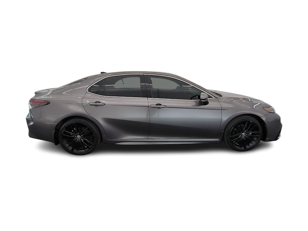 Thumbnail: 2022 Toyota Camry - 22