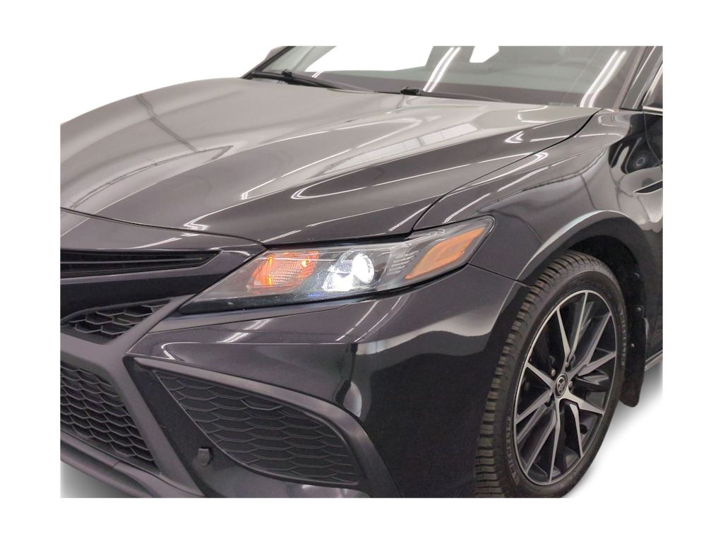Thumbnail: 2021 Toyota Camry - 24