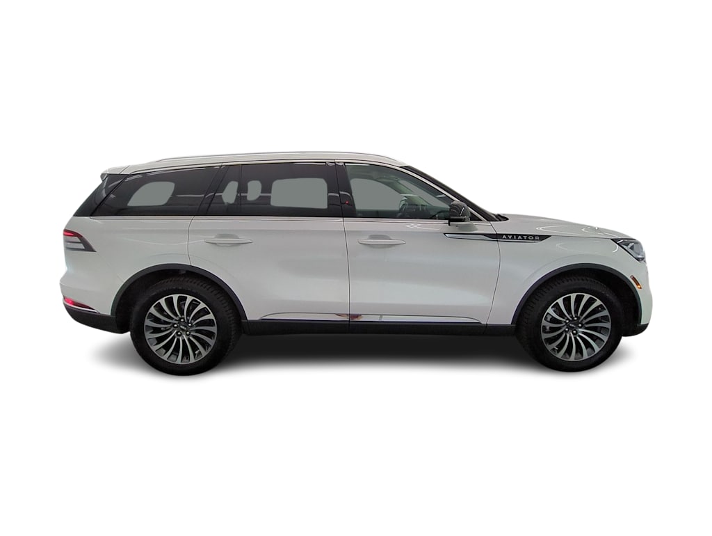 Thumbnail: 2023 Lincoln Aviator - 21