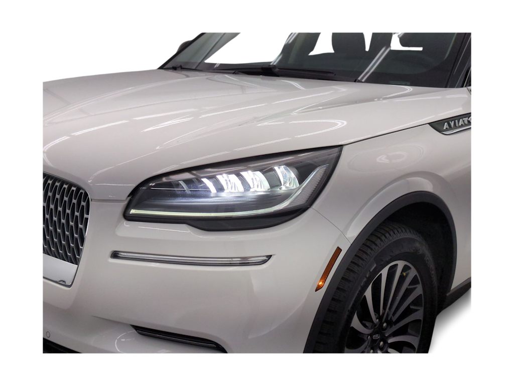 Thumbnail: 2023 Lincoln Aviator - 23