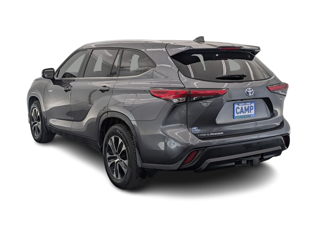 Thumbnail: 2021 Toyota Highlander - 4