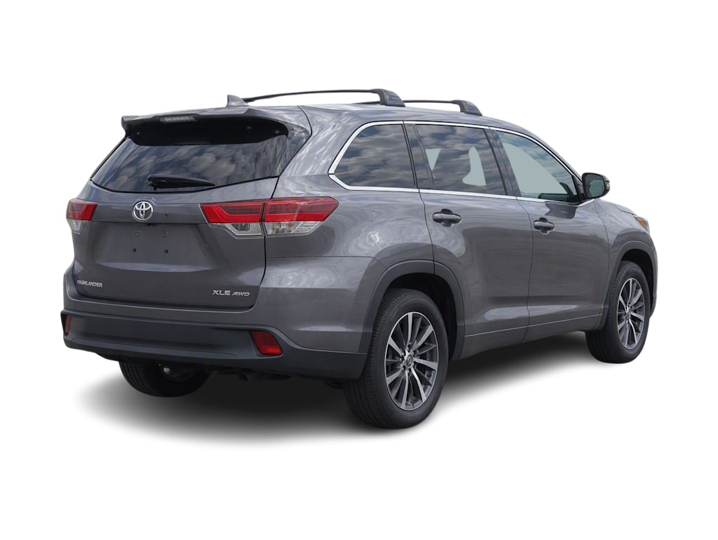 Thumbnail: 2018 Toyota Highlander - 7