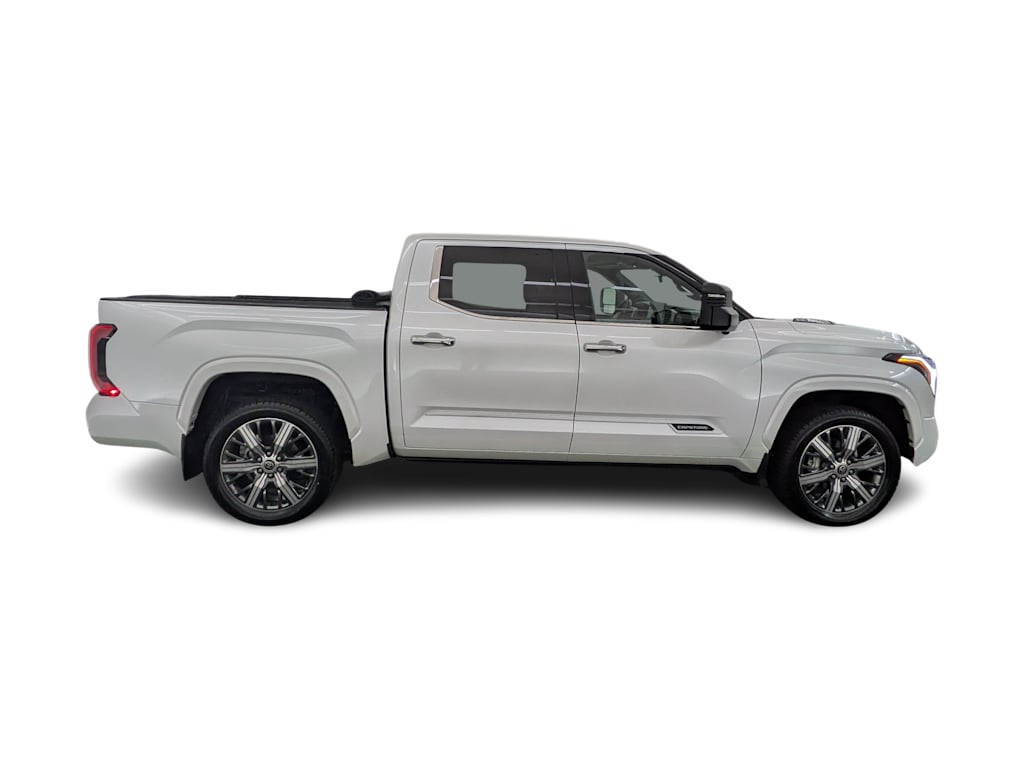 Thumbnail: 2022 Toyota Tundra - 22