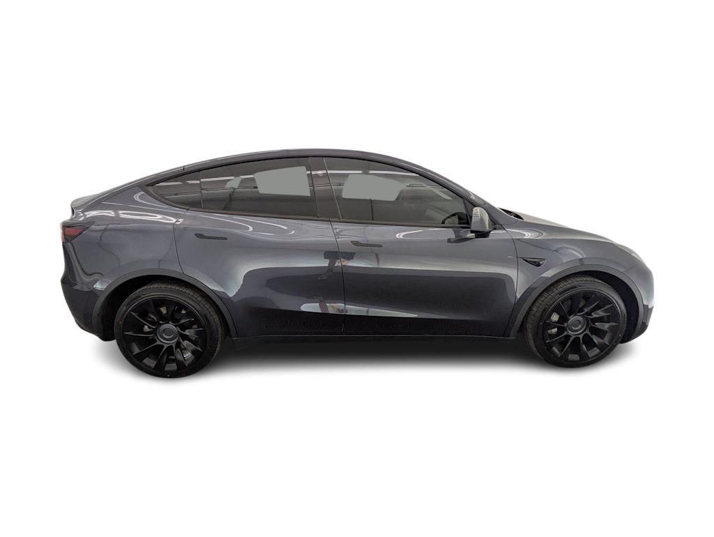 Thumbnail: 2024 Tesla Model Y - 18
