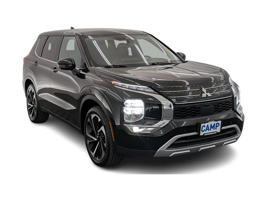 Thumbnail: 2024 Mitsubishi Outlander - 23