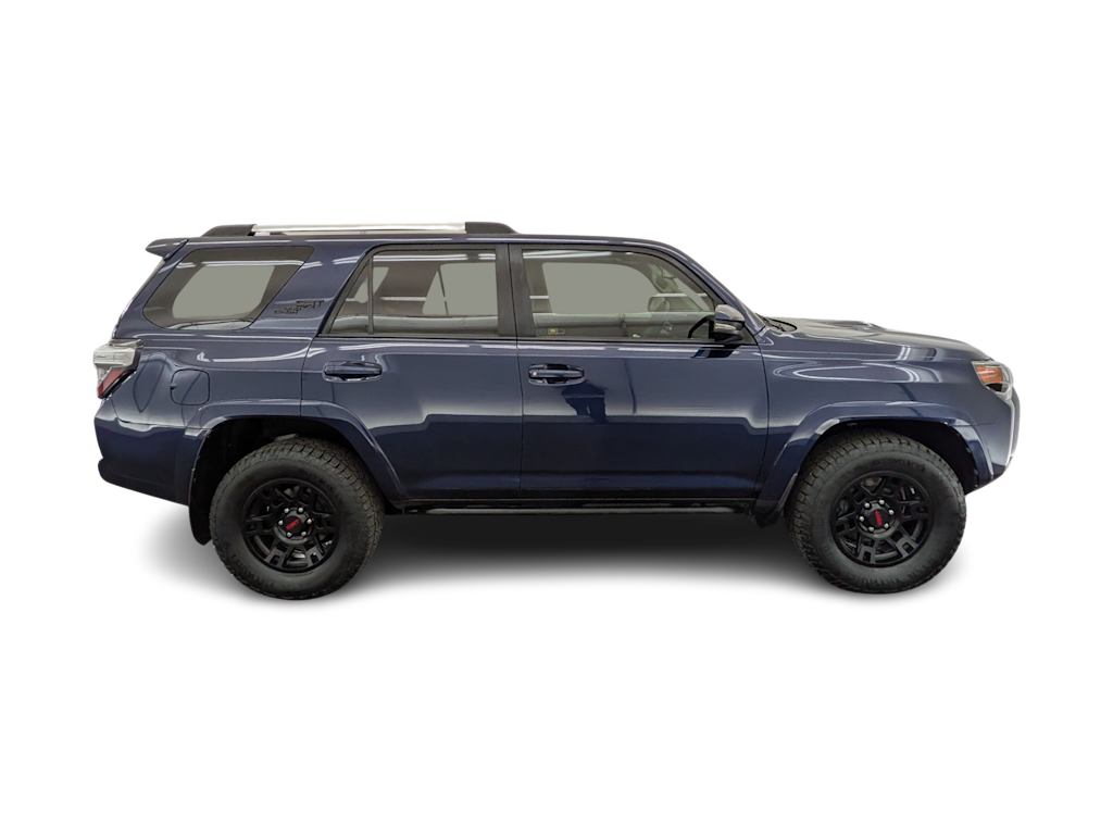Thumbnail: 2018 Toyota 4Runner - 21