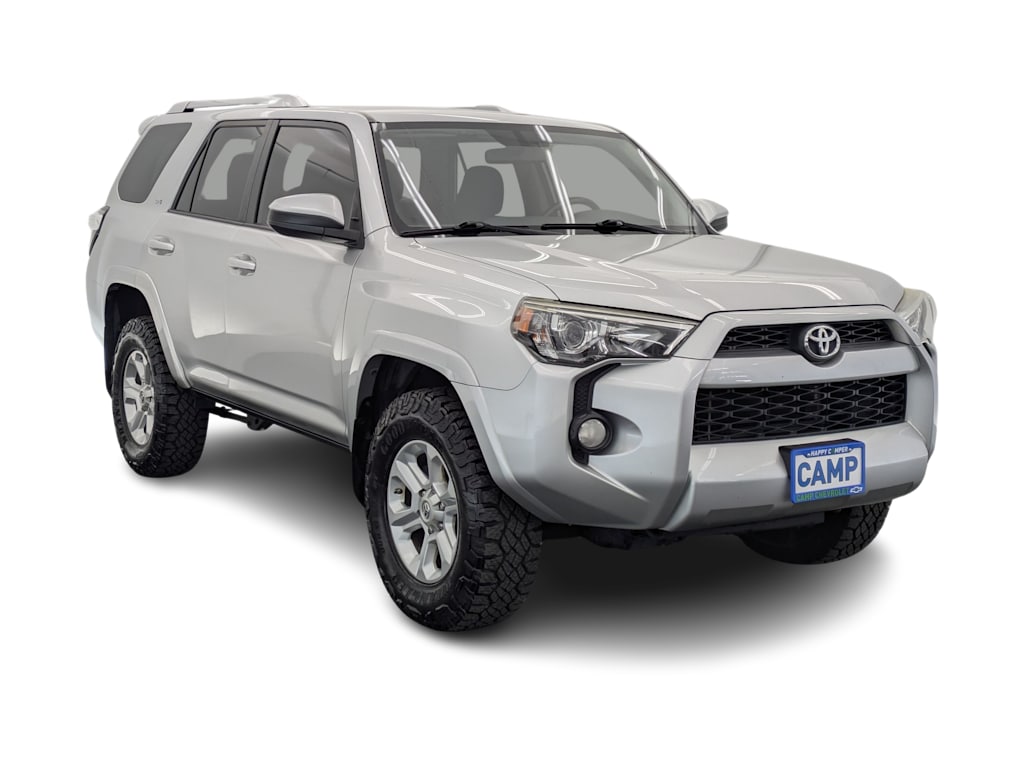 Thumbnail: 2015 Toyota 4Runner - 23