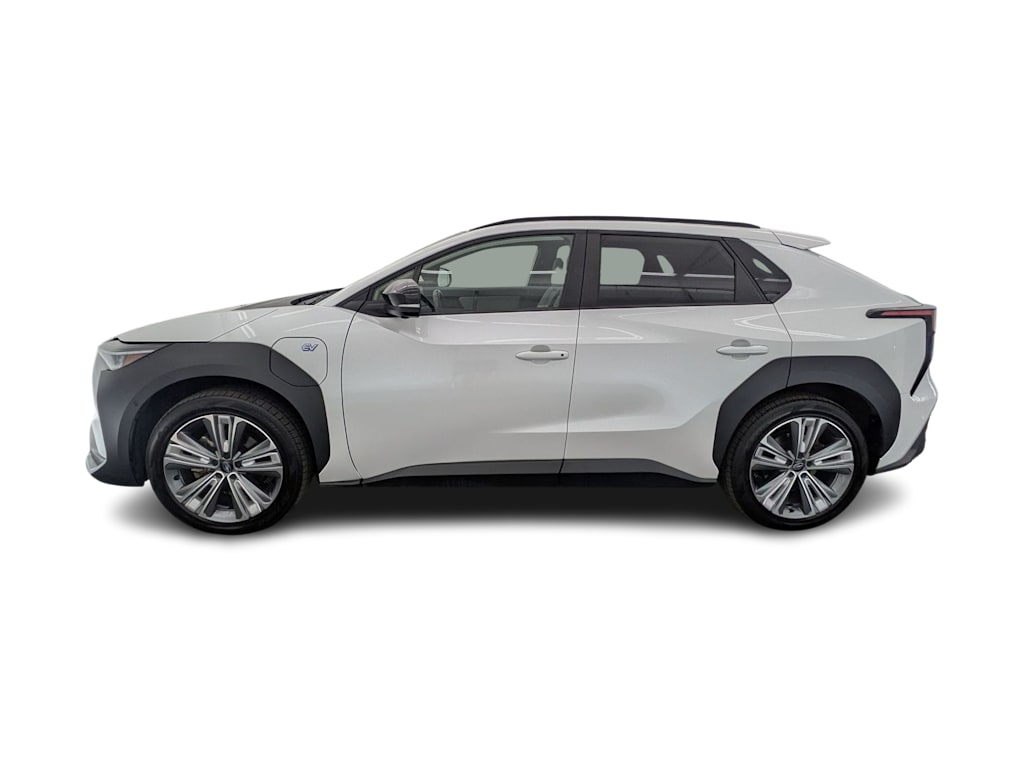 Thumbnail: 2023 Subaru Solterra - 3