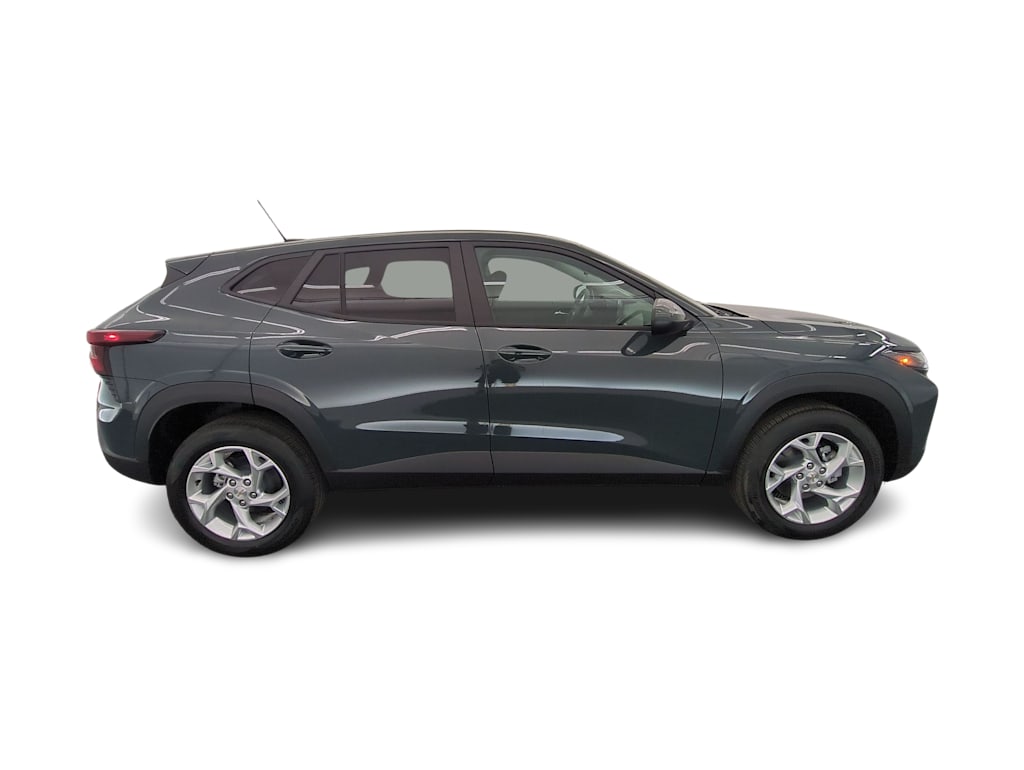 Thumbnail: 2026 Chevrolet Trax - 22