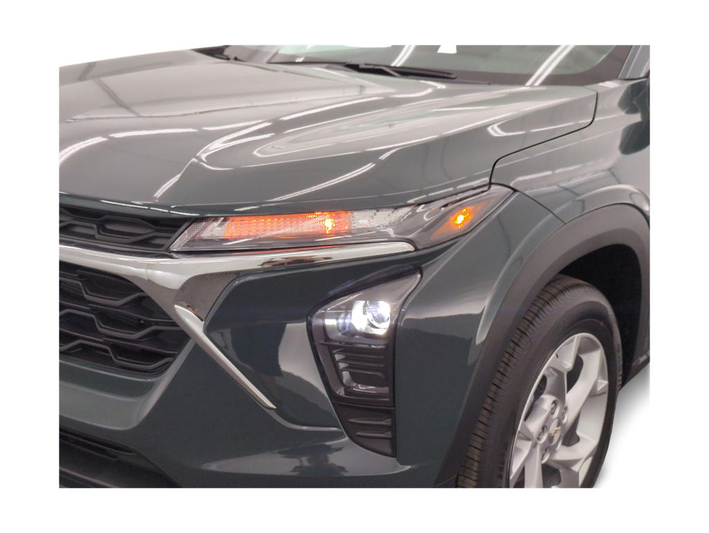 Thumbnail: 2026 Chevrolet Trax - 24