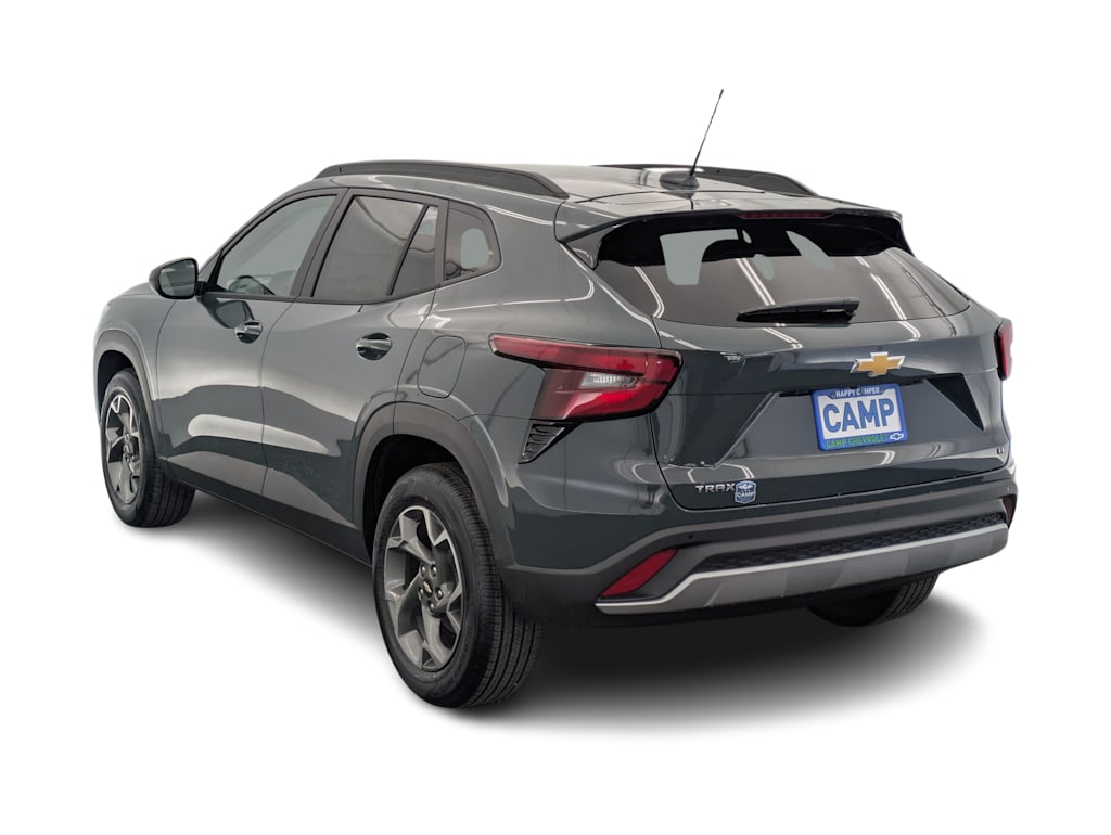 Thumbnail: 2026 Chevrolet Trax - 4