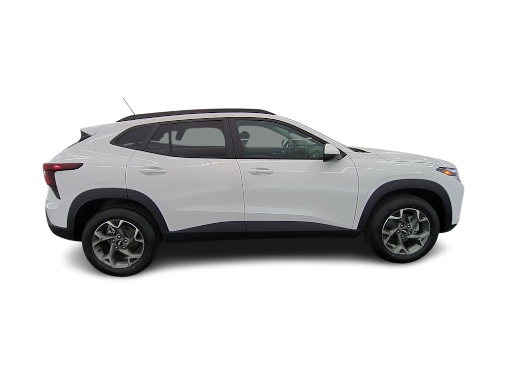 Thumbnail: 2026 Chevrolet Trax - 22