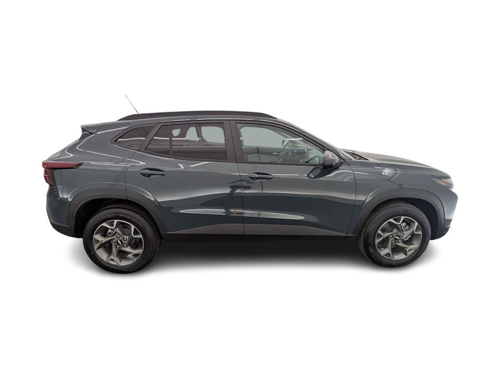 Thumbnail: 2026 Chevrolet Trax - 21