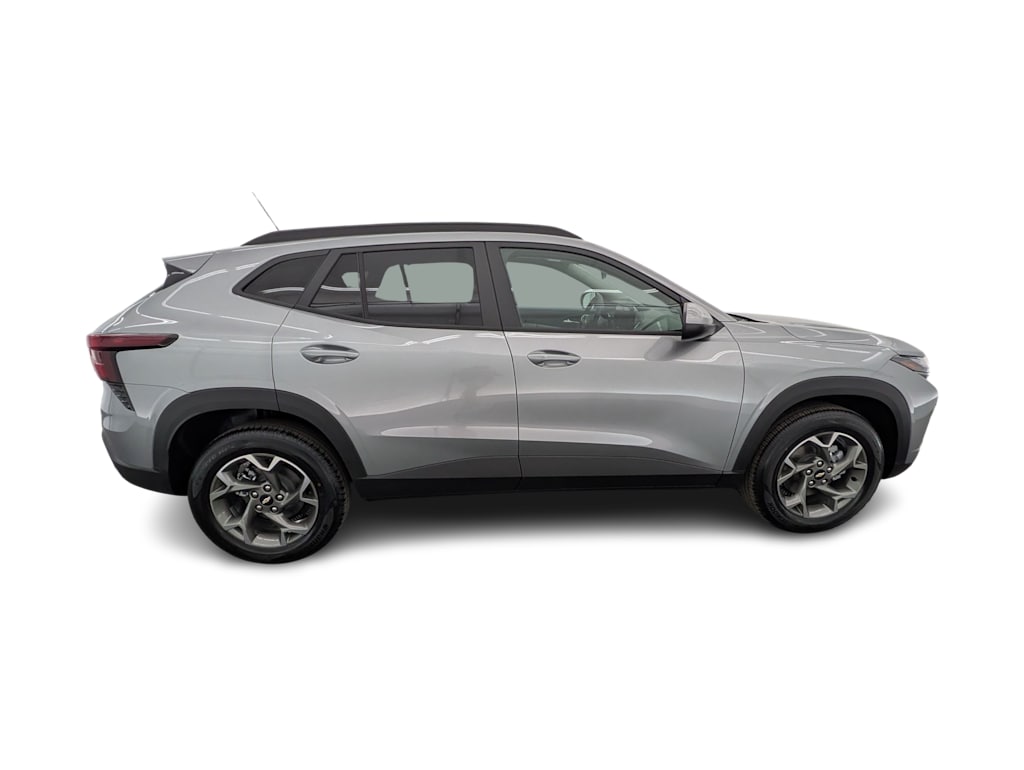 Thumbnail: 2026 Chevrolet Trax - 22
