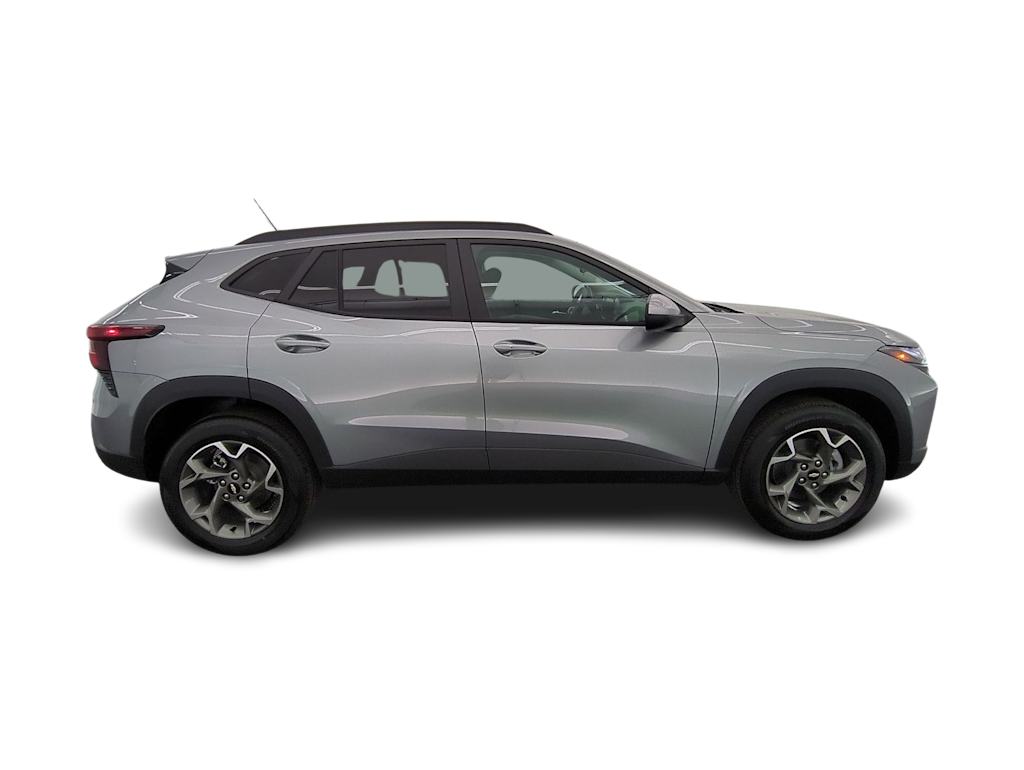 Thumbnail: 2026 Chevrolet Trax - 23