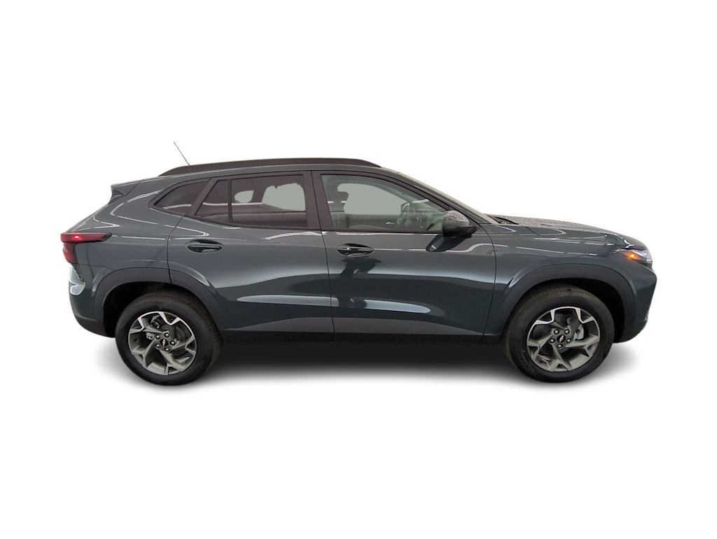 Thumbnail: 2026 Chevrolet Trax - 22
