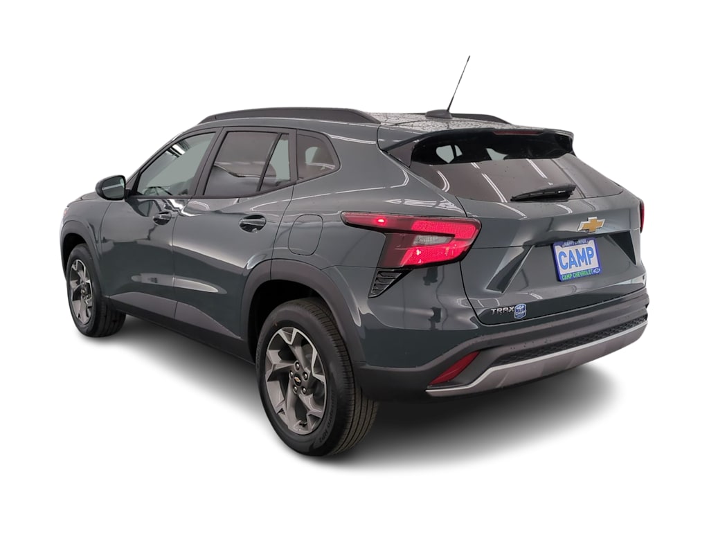 Thumbnail: 2026 Chevrolet Trax - 4
