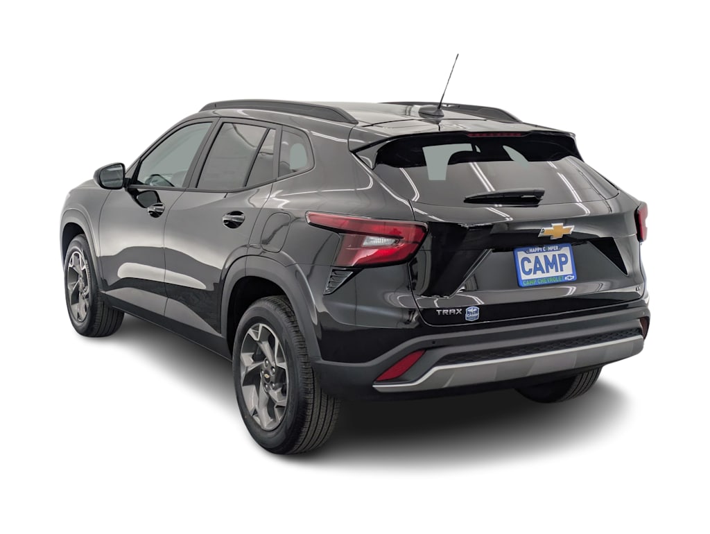 Thumbnail: 2026 Chevrolet Trax - 4