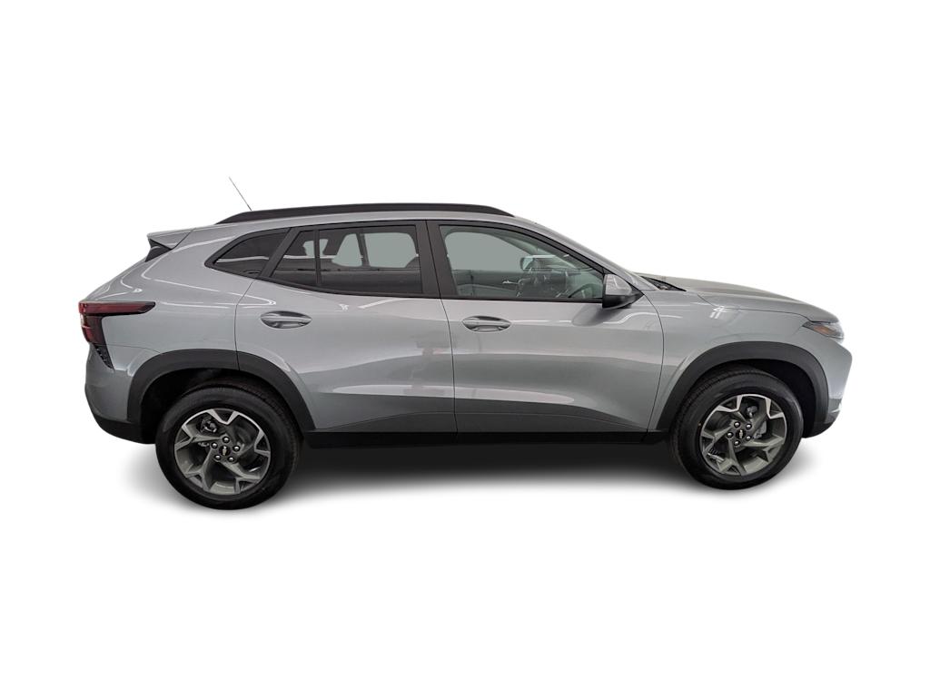 Thumbnail: 2026 Chevrolet Trax - 21