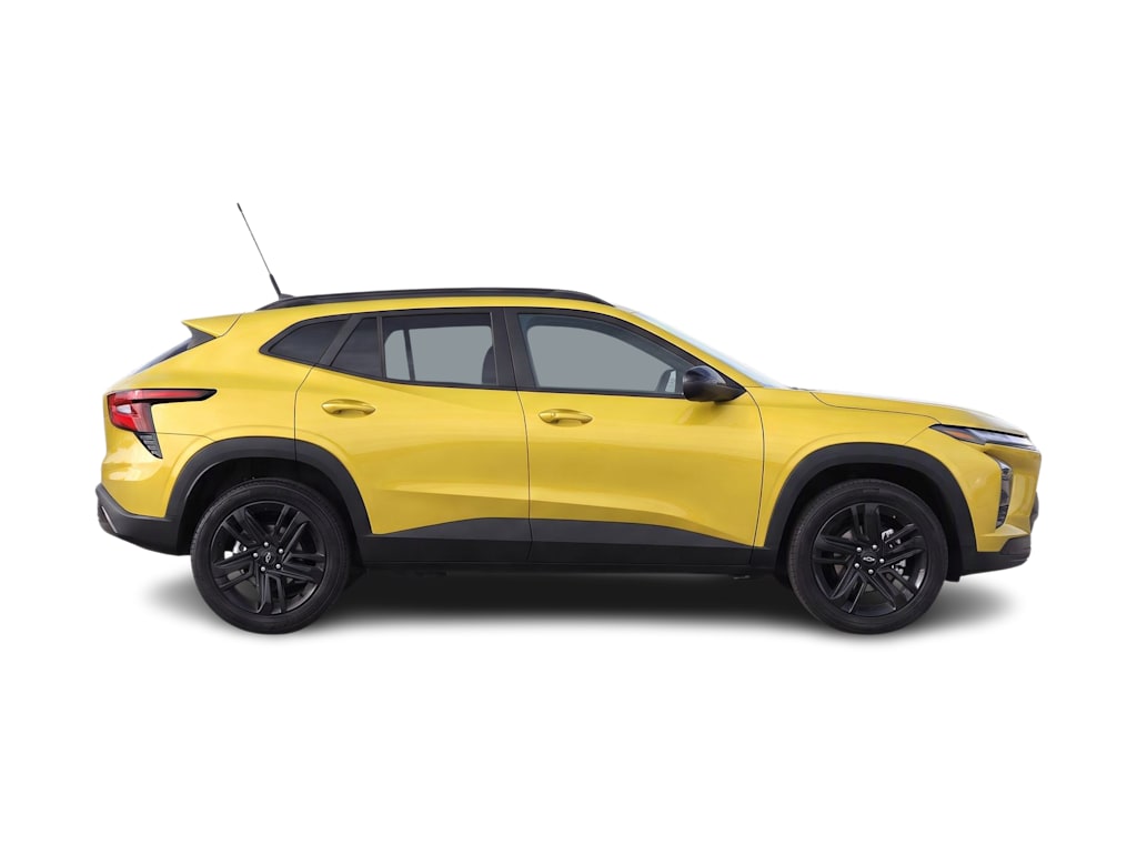 Thumbnail: 2024 Chevrolet Trax - 8