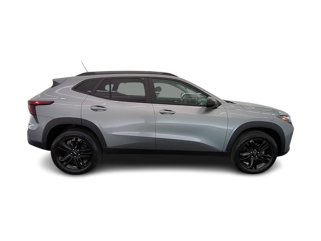 Thumbnail: 2026 Chevrolet Trax - 22