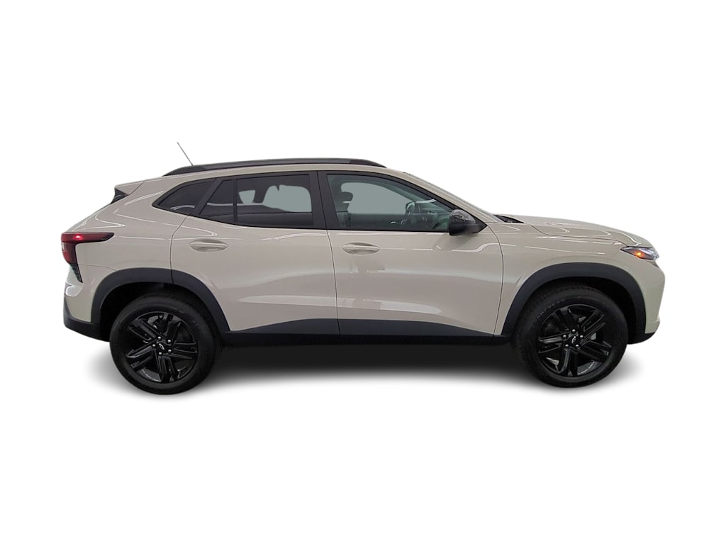 Thumbnail: 2026 Chevrolet Trax - 22