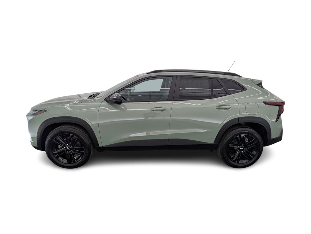 Thumbnail: 2026 Chevrolet Trax - 3