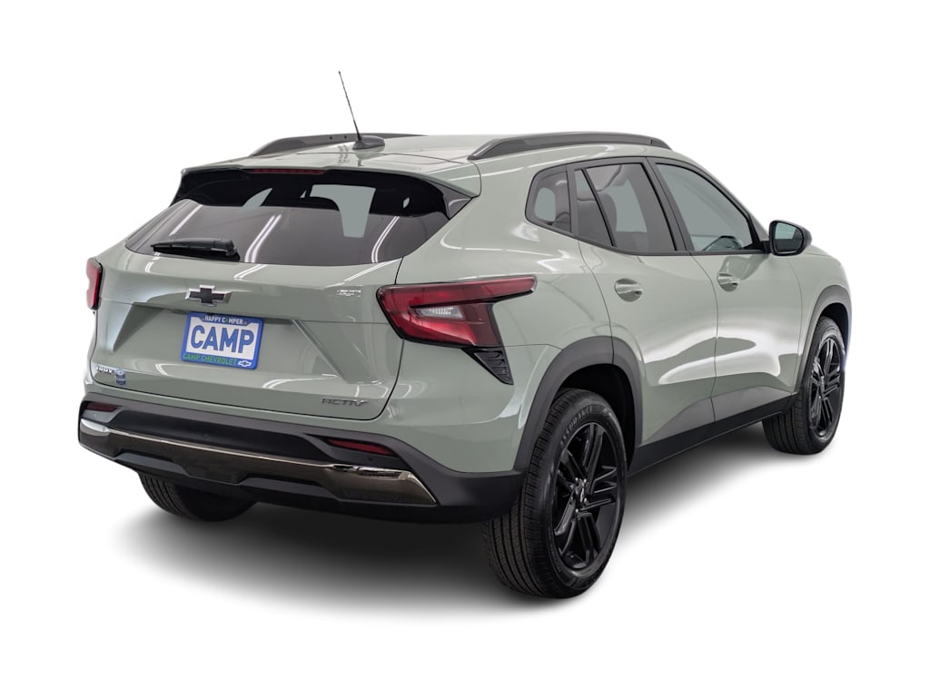 Thumbnail: 2026 Chevrolet Trax - 21