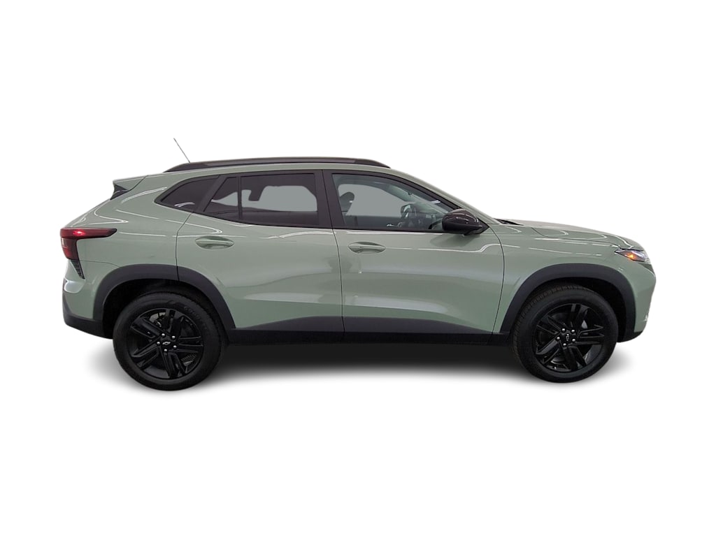 Thumbnail: 2026 Chevrolet Trax - 22