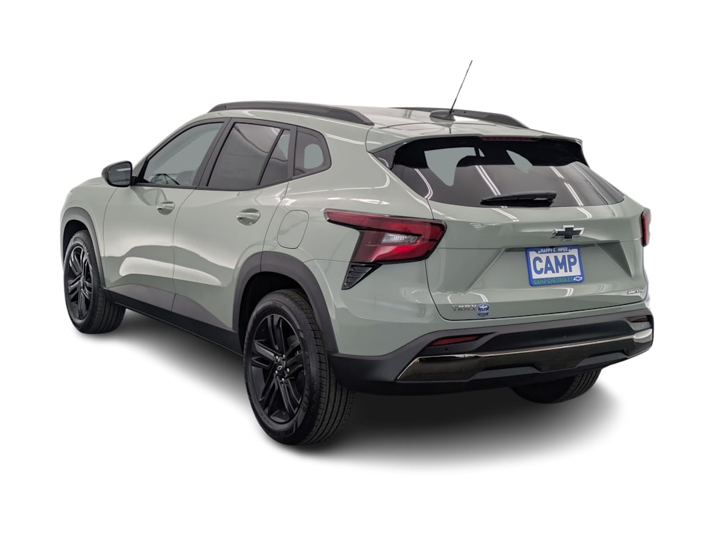 Thumbnail: 2026 Chevrolet Trax - 4