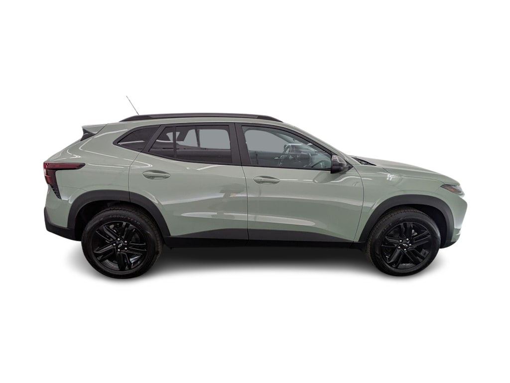 Thumbnail: 2026 Chevrolet Trax - 22