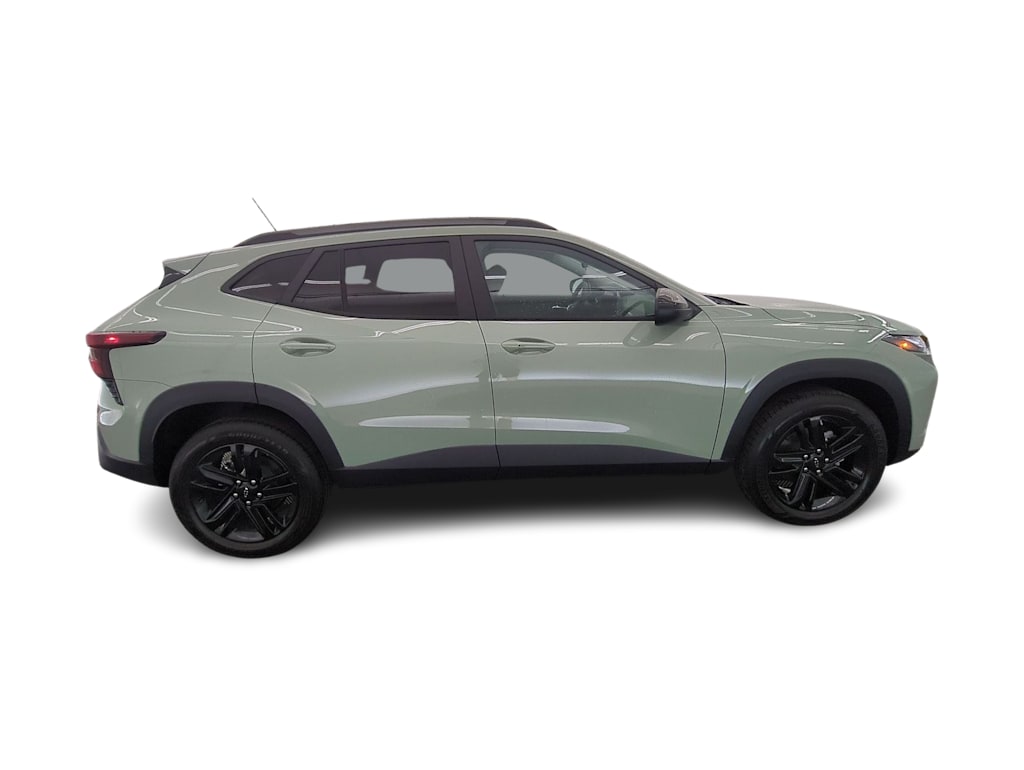 Thumbnail: 2026 Chevrolet Trax - 22