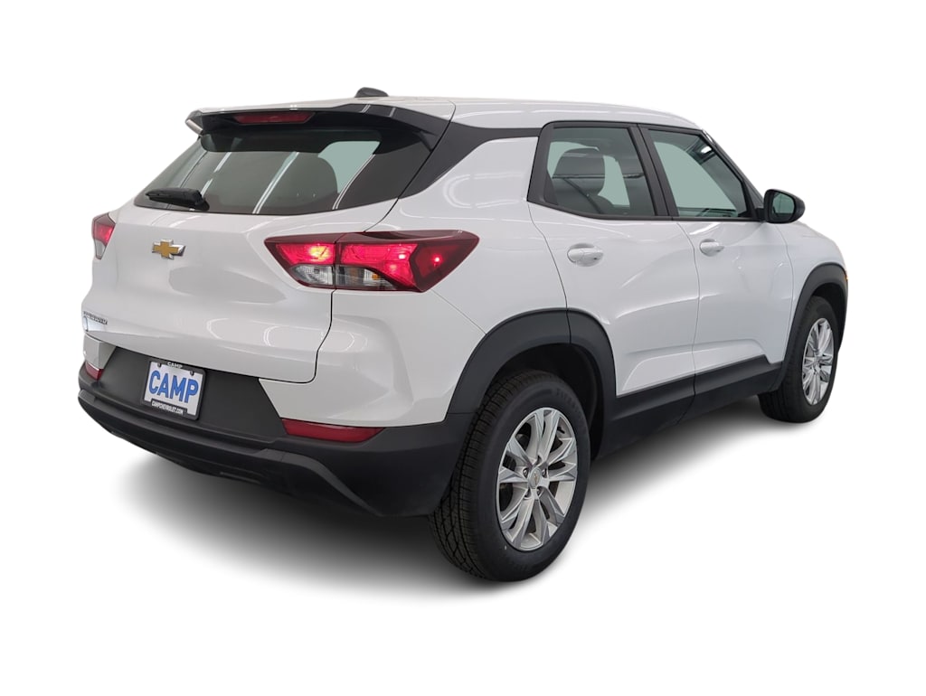 Thumbnail: 2023 Chevrolet TrailBlazer - 21