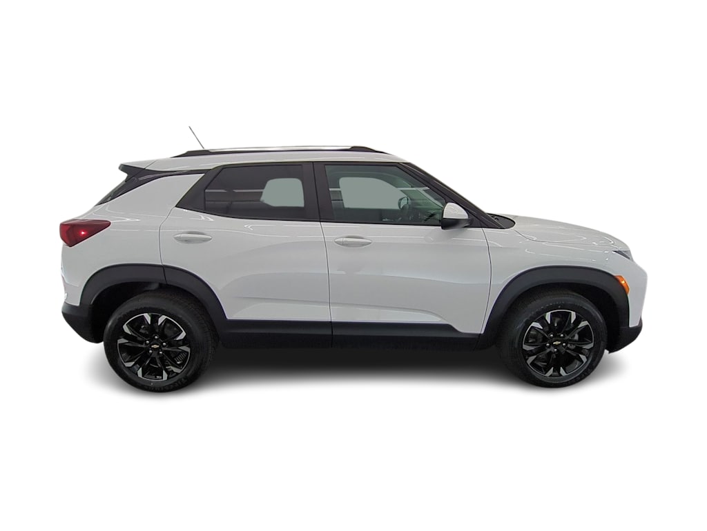 Thumbnail: 2023 Chevrolet TrailBlazer - 22