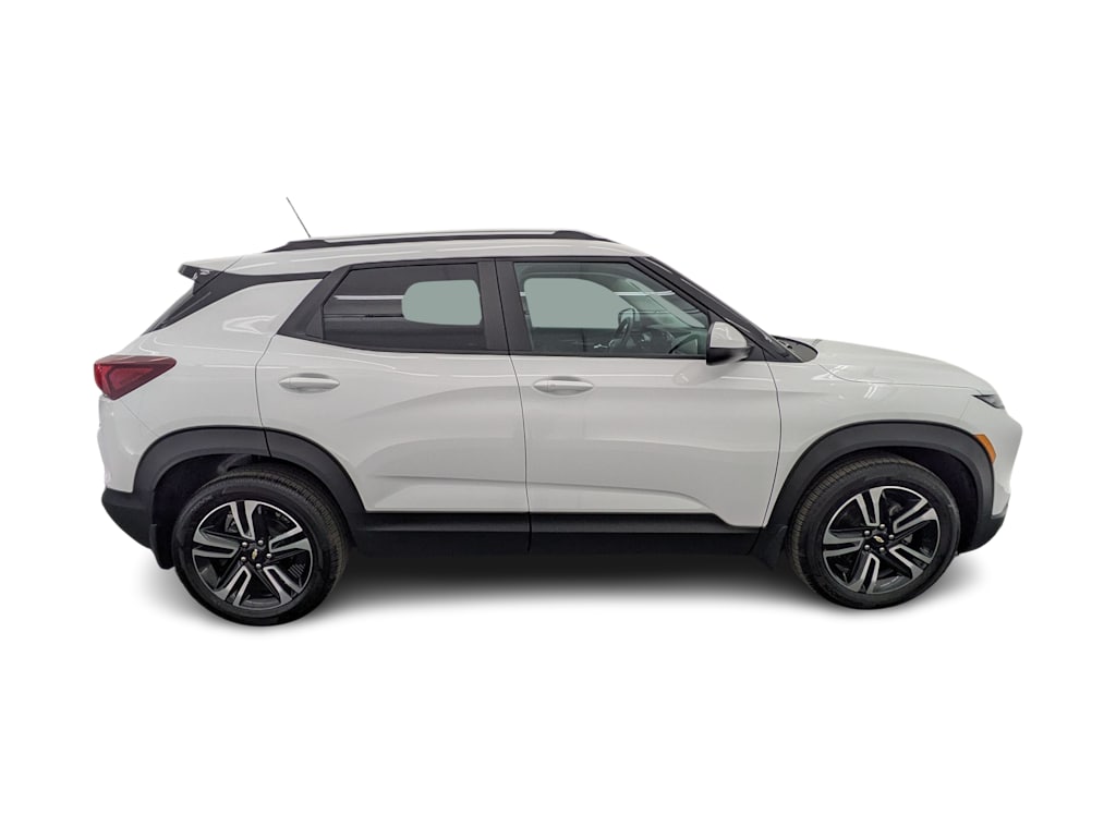 Thumbnail: 2025 Chevrolet TrailBlazer - 21