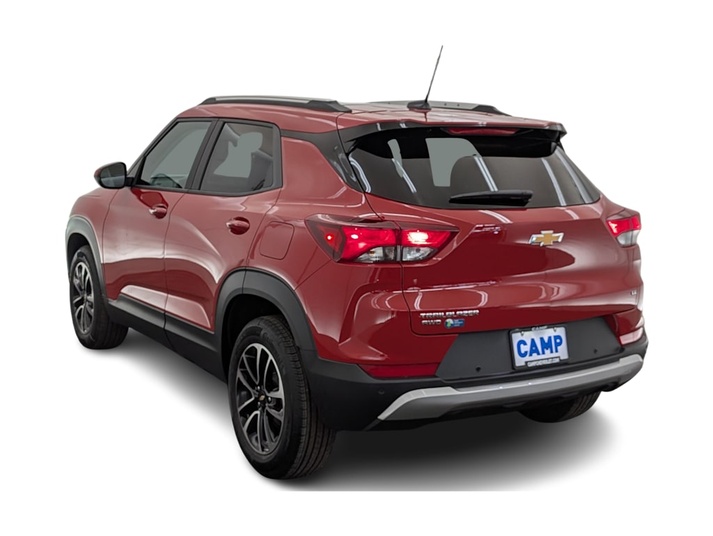 Thumbnail: 2026 Chevrolet TrailBlazer - 4